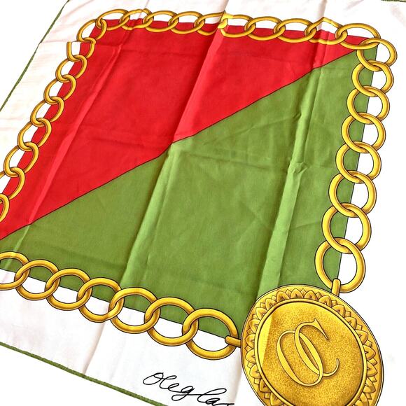 Oleg Cassini Signed Logo Scarf Silky Gold Chain Medallion Green & Red 26” Square - Picture 4 of 7